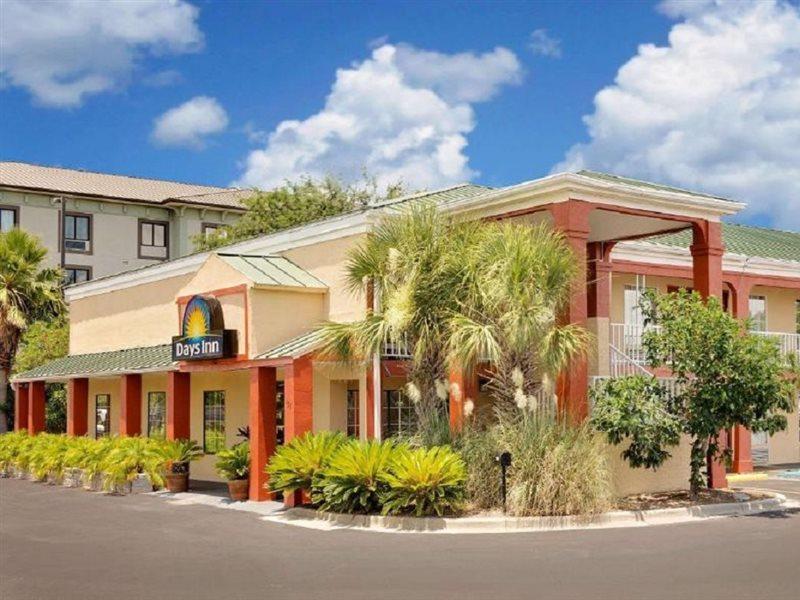 Days Inn By Wyndham Fort Walton Beach Exterior photo